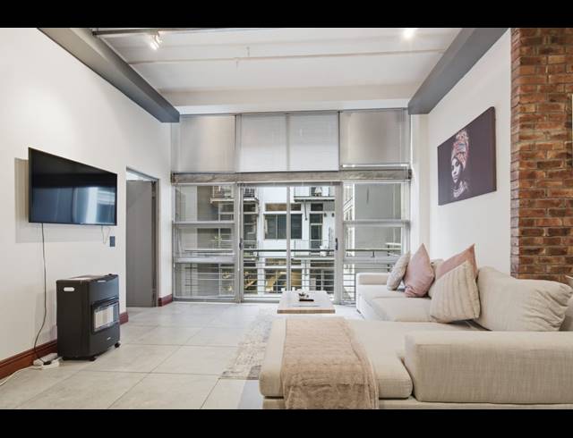 2 BEDROOM APARTMENT BLOCK TO LET IN SALT RIVER